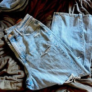 American Eagle Highest Rise 90’s Boyfriend Jeans